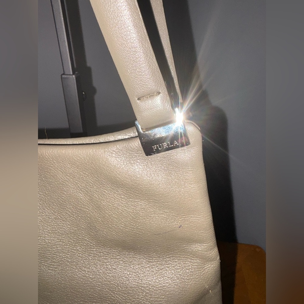Furla Vintage Shoulder Bag - Picture 3 of 8